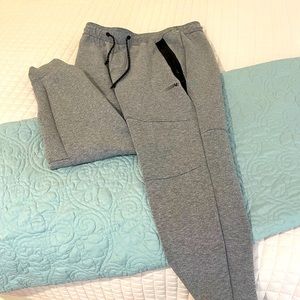 Grey American Eagle Joggers | Sweatpants